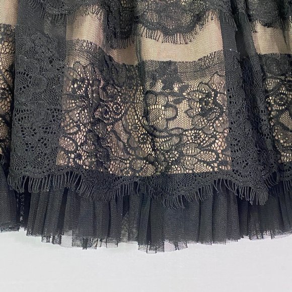 XXI Black Floral Lace Skater Circle Skirt - Picture 5 of 10